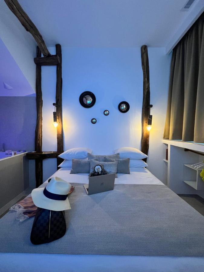 Tamarin & Capucin Suite Balneo Aubagne Exterior foto
